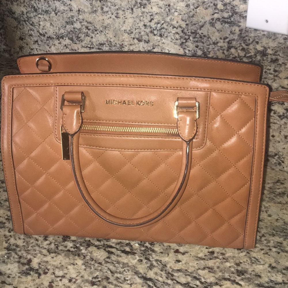 MICHAEL KORS HANDBAG